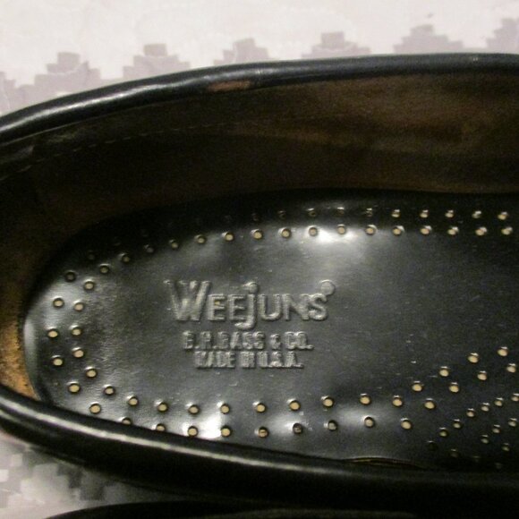 WEEJUNS MENS Tassel LOAFERS SIZE 11.5, Color: Black GH Bass